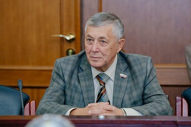 Совет утвердил повестку октябрьского заседания ЗС